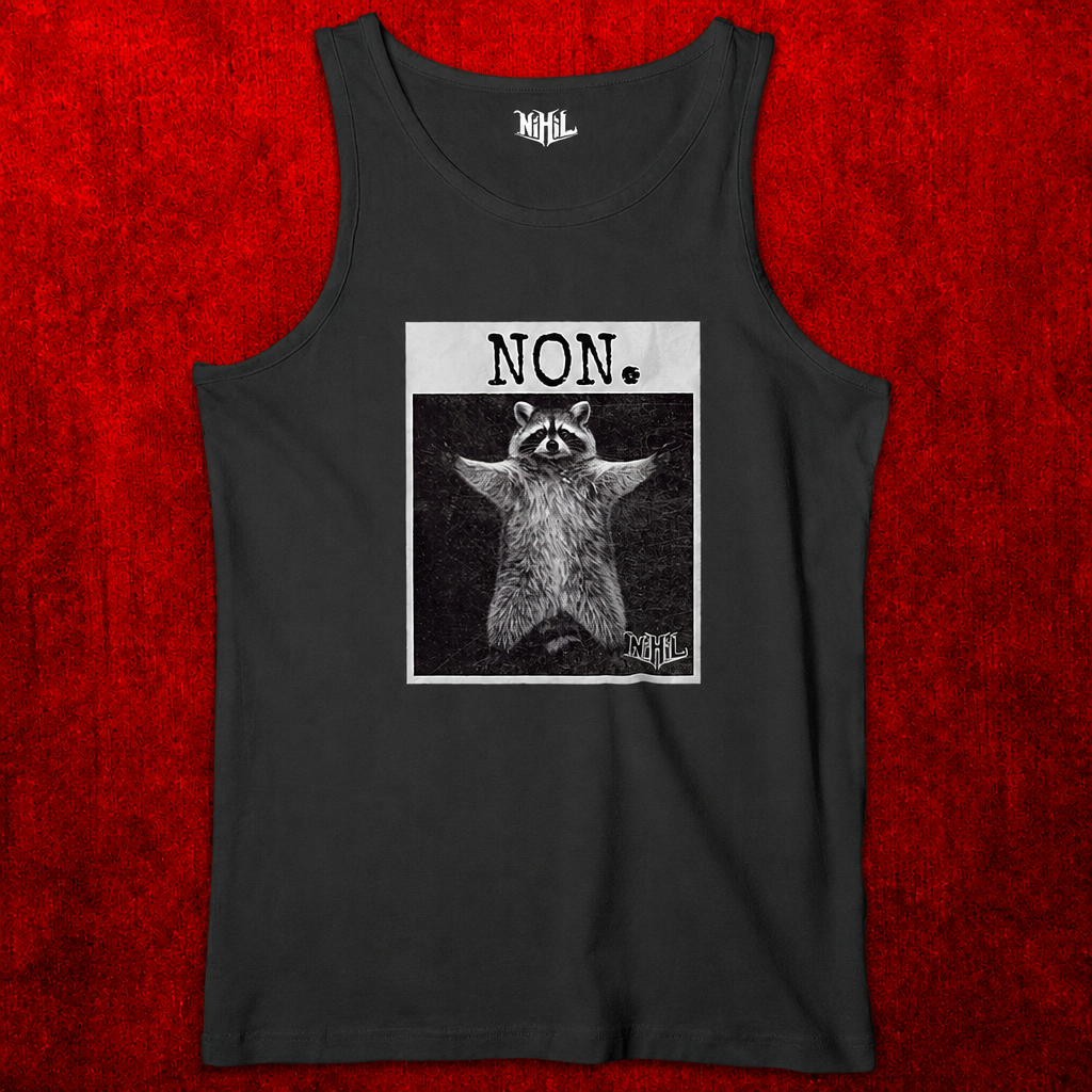 Débardeur homme noir avec raton laveur en noir et blanc et inscription NON., sur fond rouge